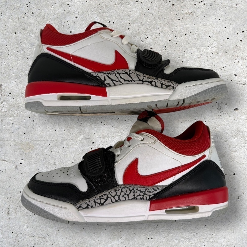 Kids Air Jordan Legacy 312 size 4.5Y - Picture 4 of 7